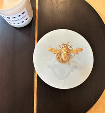 Load image into Gallery viewer, Bee Handpainted Ceramic Round Box