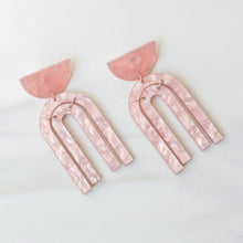 Load image into Gallery viewer, Mia Earrings