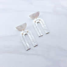 Load image into Gallery viewer, Mia Earrings