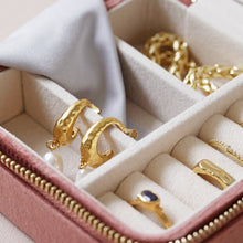 Load image into Gallery viewer, Rose Pink Velvet Square Travel Jewelry Case